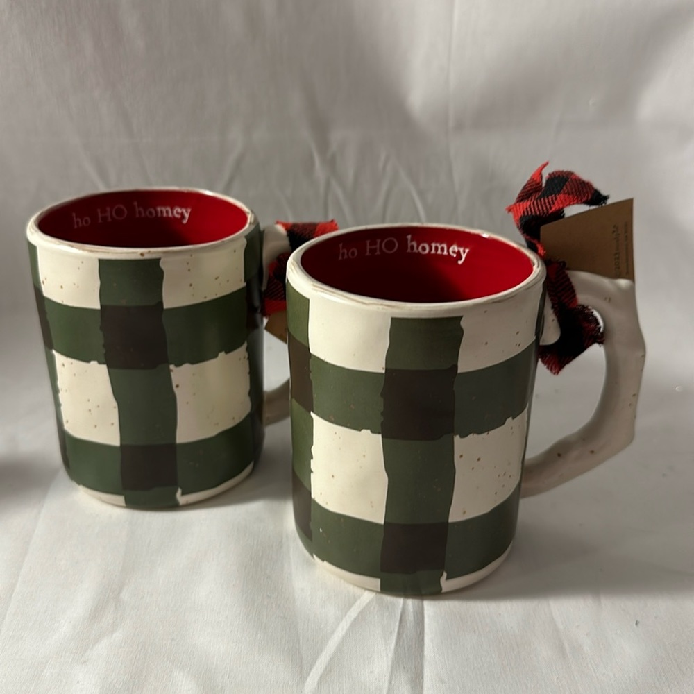 NWT set of 2 mugs